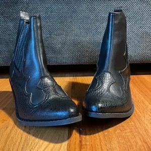 Vegan Cavalier Cowboy Boots Coconuts by Matisse